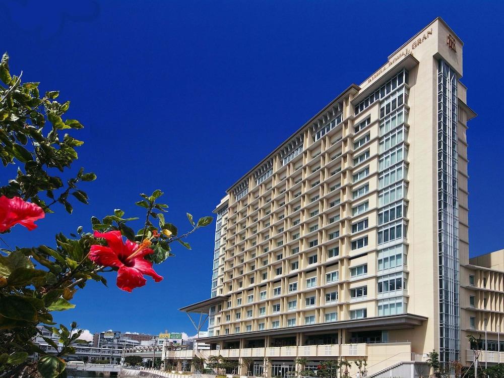 Rihga Royal Gran Okinawa Hotel Naha Bagian luar foto